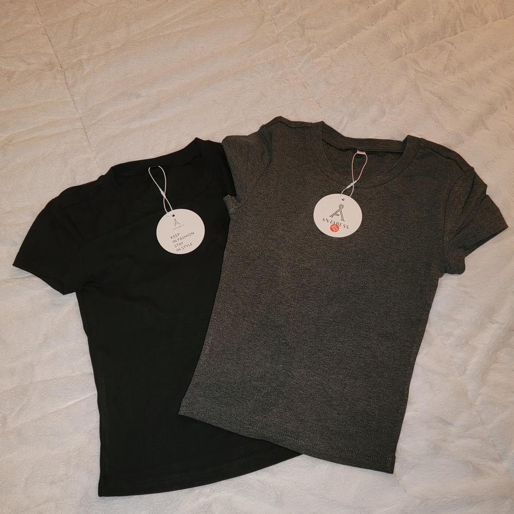 Classic Black and Gray Women's Short Sleeve Baby Tees Size XS